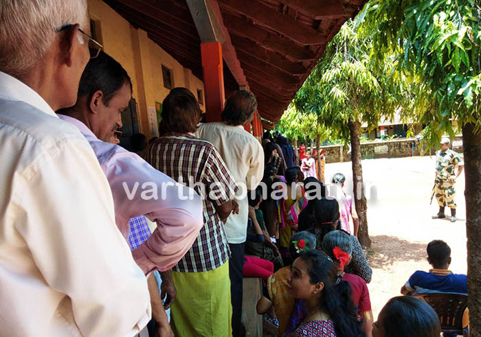 ಉಡುಪಿ: ಮತಯಂತ್ರದಲ್ಲಿ ದೋಷ, ಕೈಕೊಟ್ಟ ವೆಬ್‌ಕಾಸ್ಟಿಂಗ್ ವ್ಯವಸ್ಥೆ